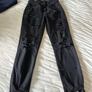 High rise mom jeans, worn once!